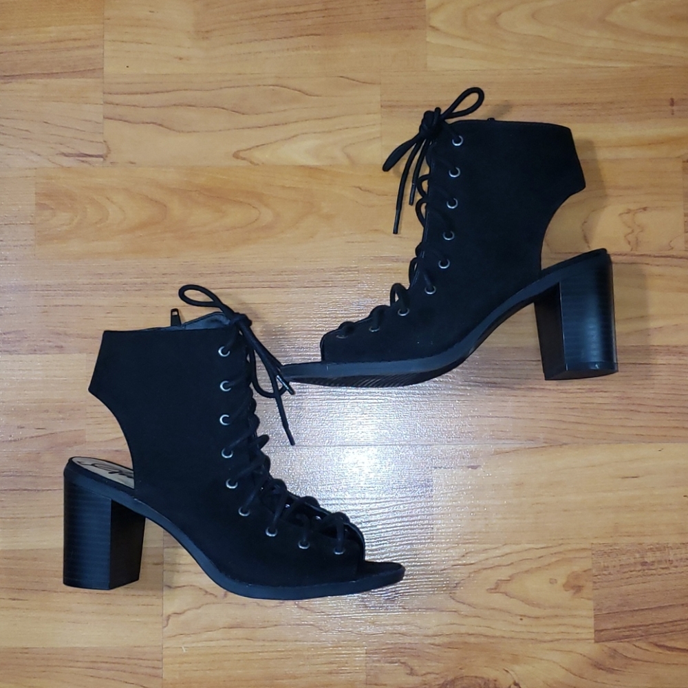 American Rag Bootie - Picture 6 of 7